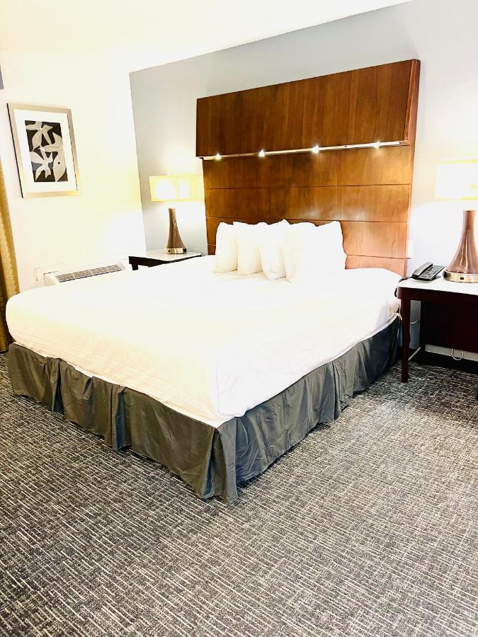 | Crown Park Inn Caribou