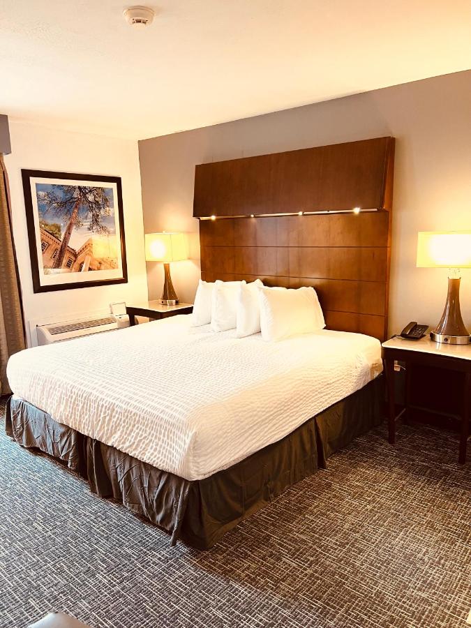 | Crown Park Inn Caribou