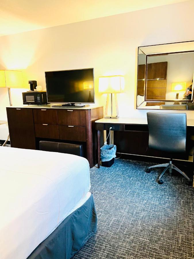| Crown Park Inn Caribou