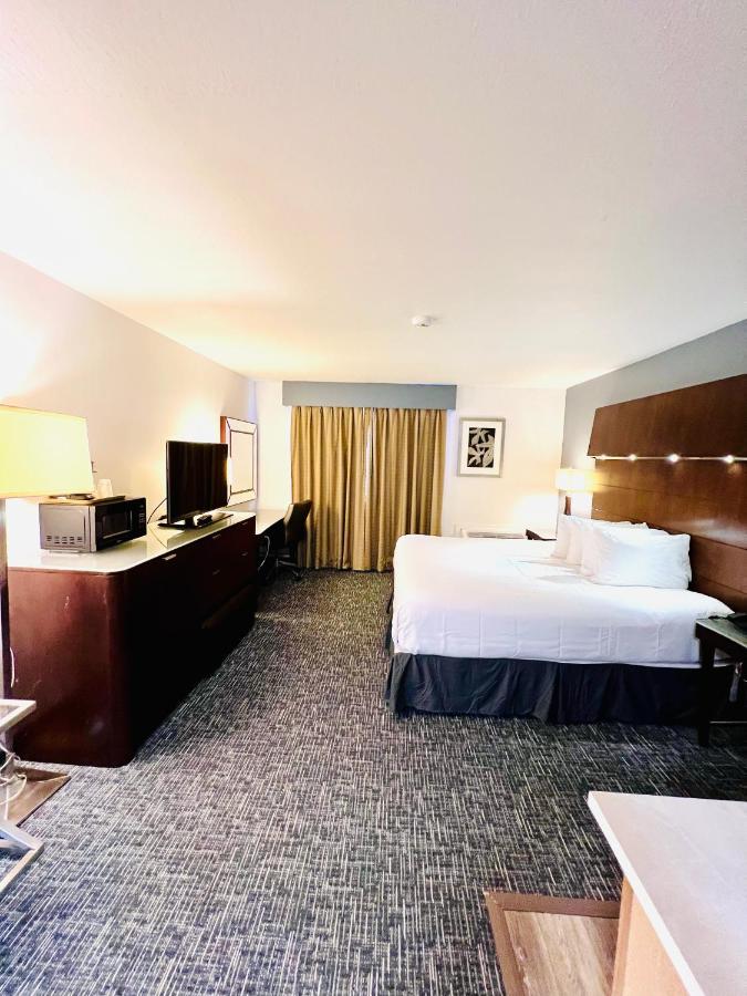 | Crown Park Inn Caribou