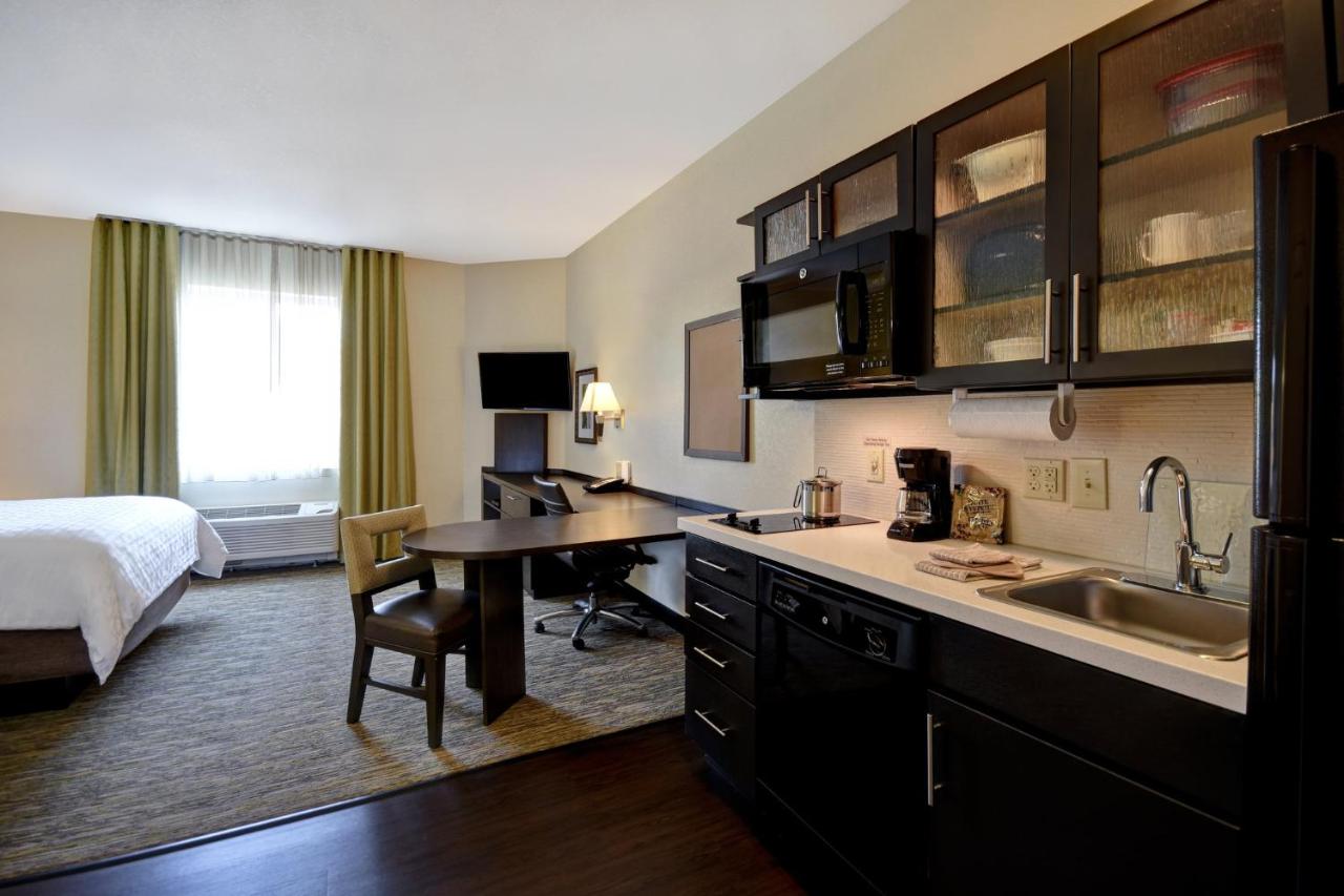 | Candlewood Suites St Clairsville Wheeling Area, an IHG Hotel