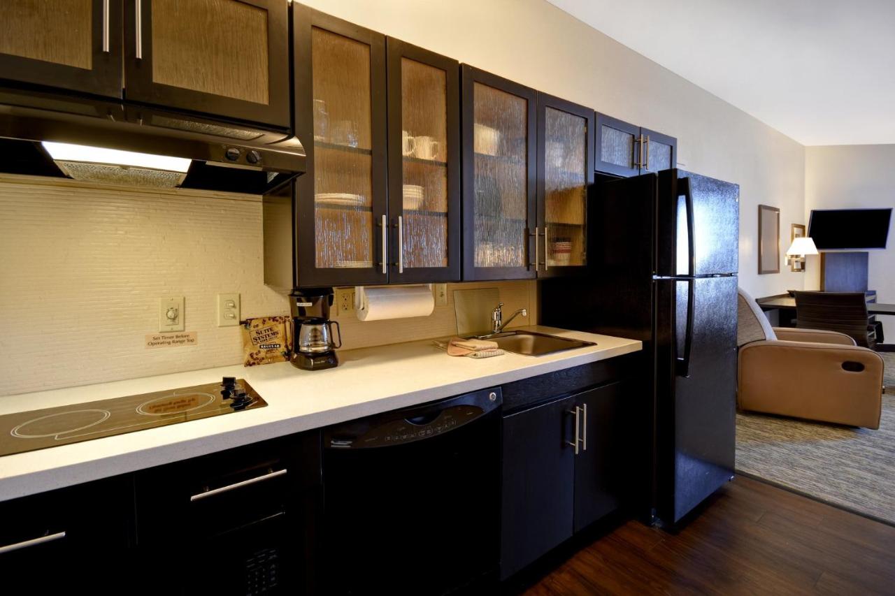 | Candlewood Suites St Clairsville Wheeling Area, an IHG Hotel