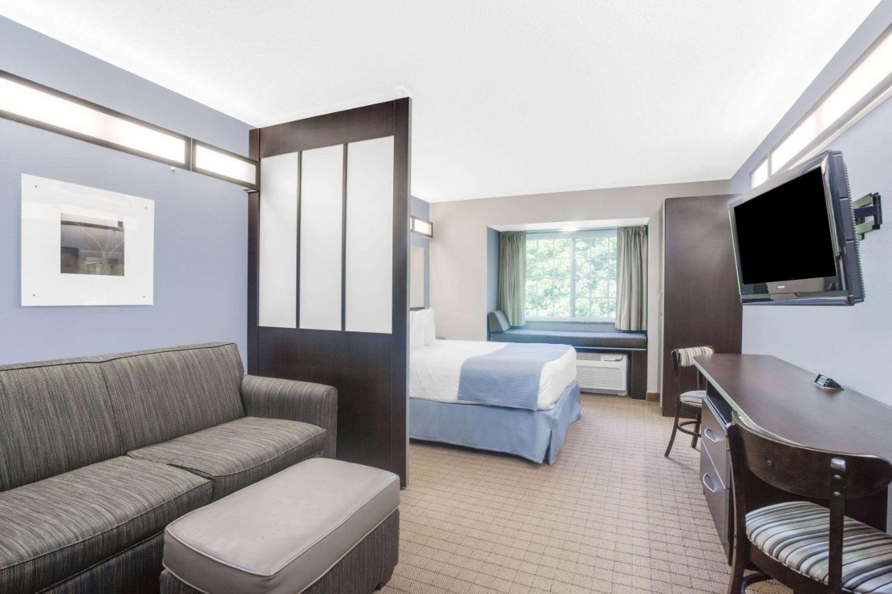 | Microtel Inn & Suites Bath