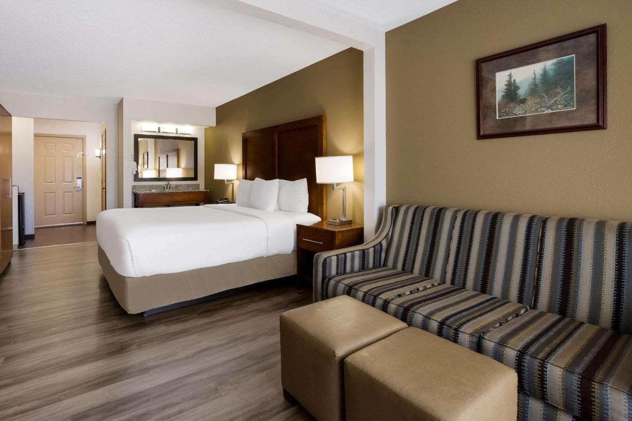  | The Inn at Apple Valley, Ascend Hotel Collection