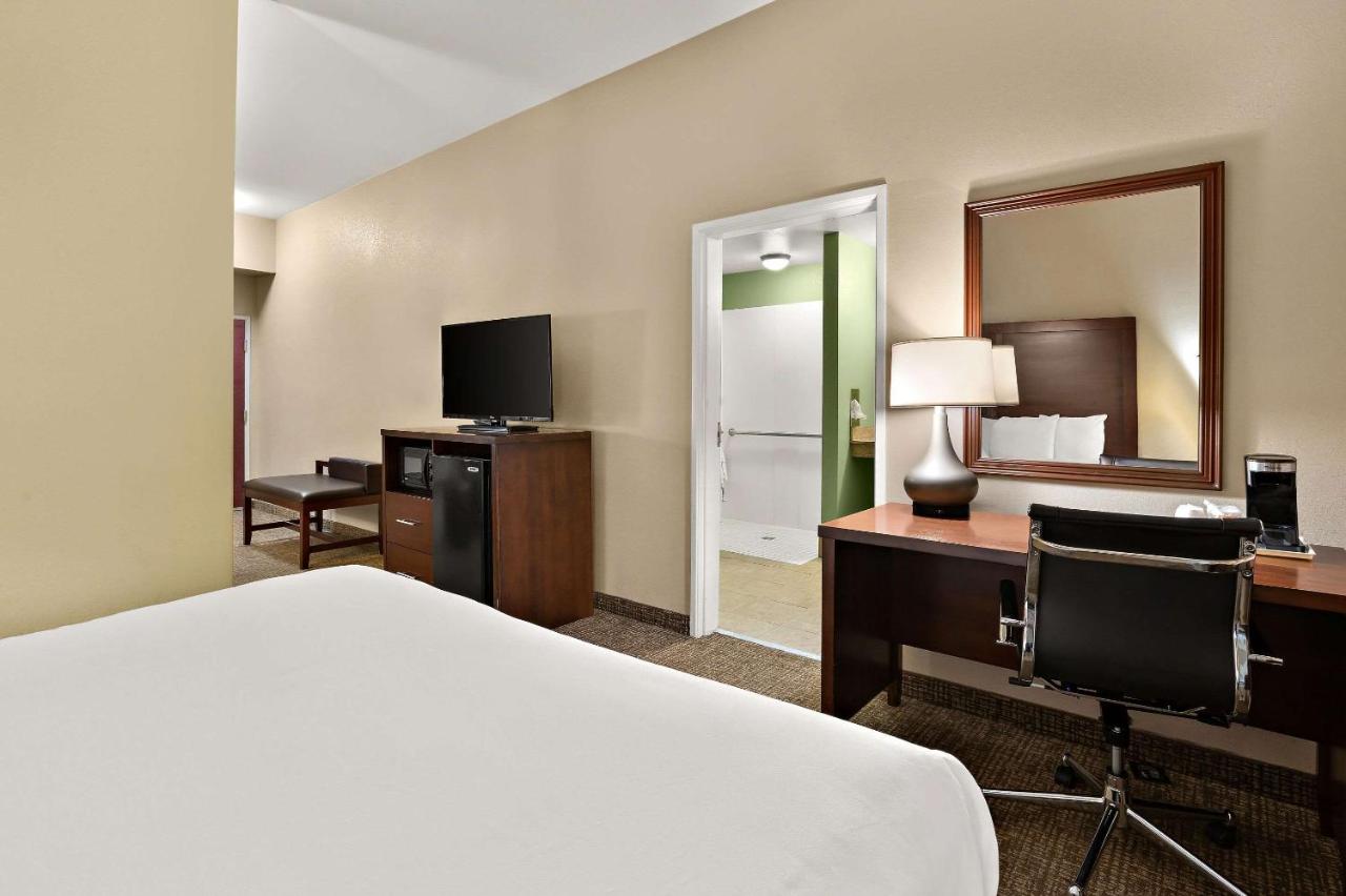 | Comfort Inn New Orleans Airport South