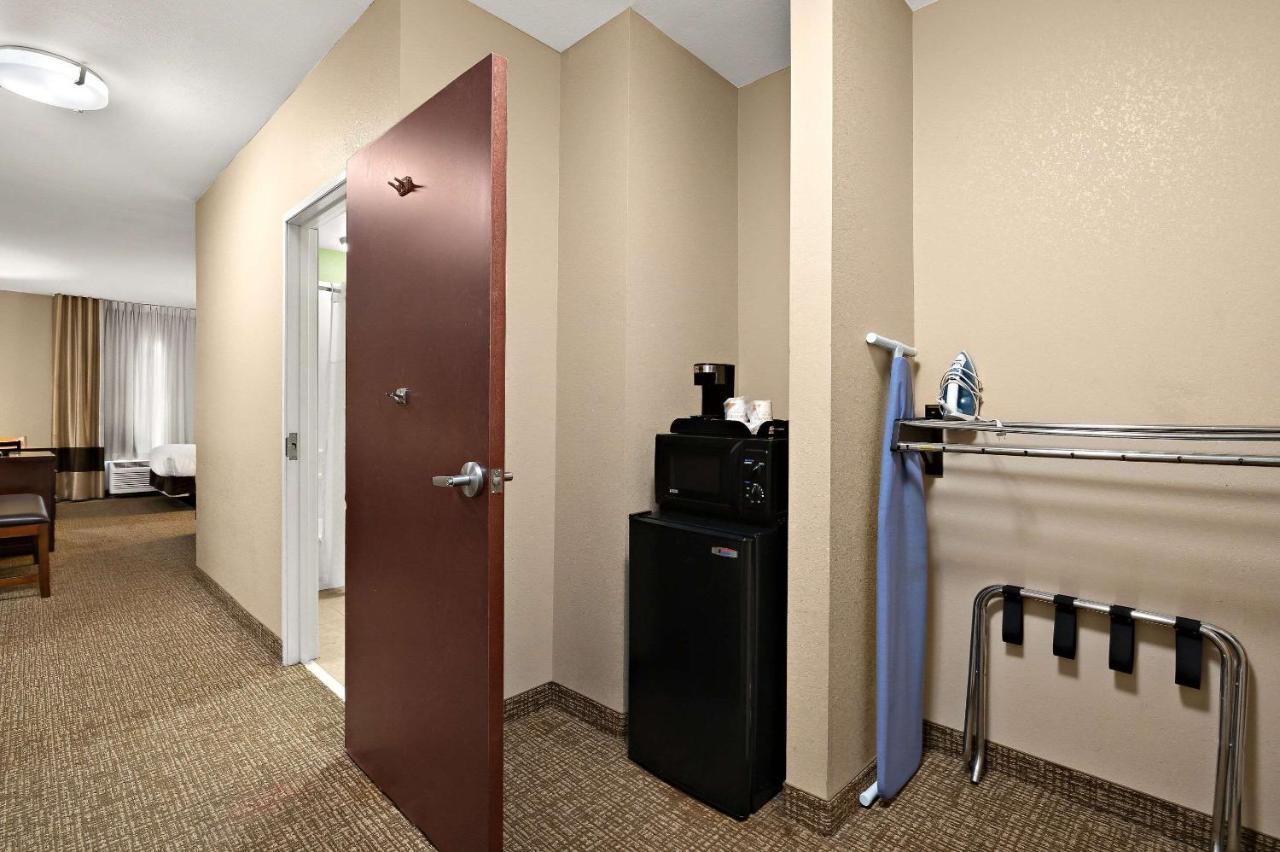 | Comfort Inn New Orleans Airport South