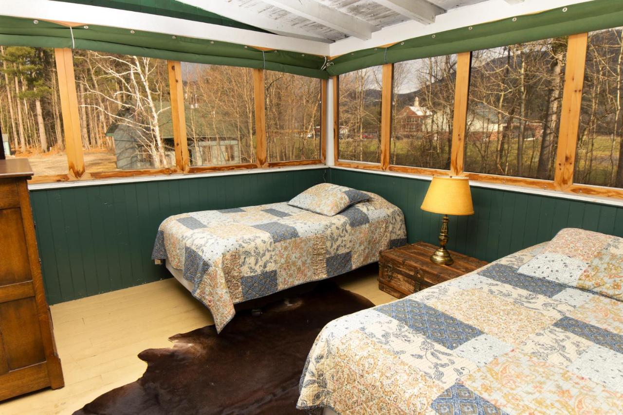  | Trails End Inn
