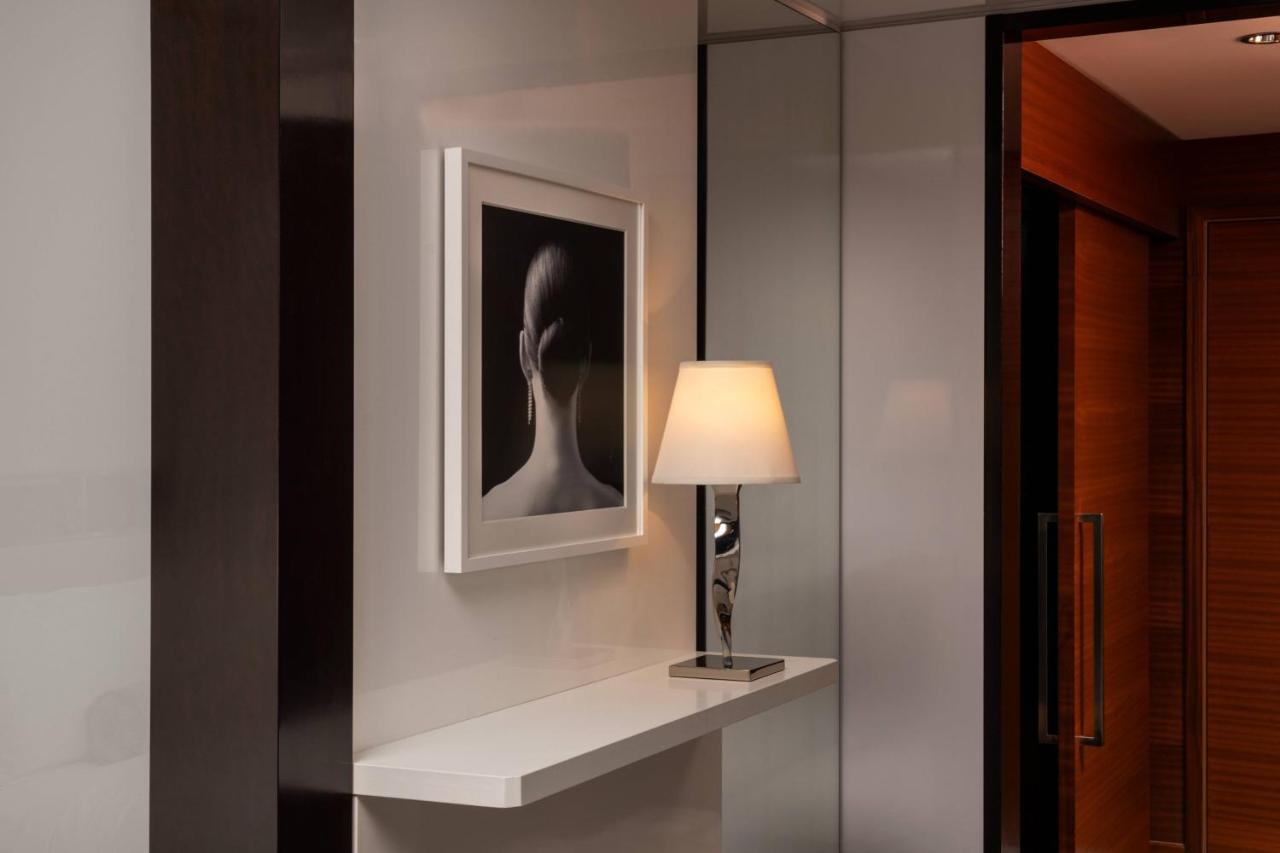  | The Ritz-Carlton, Los Angeles