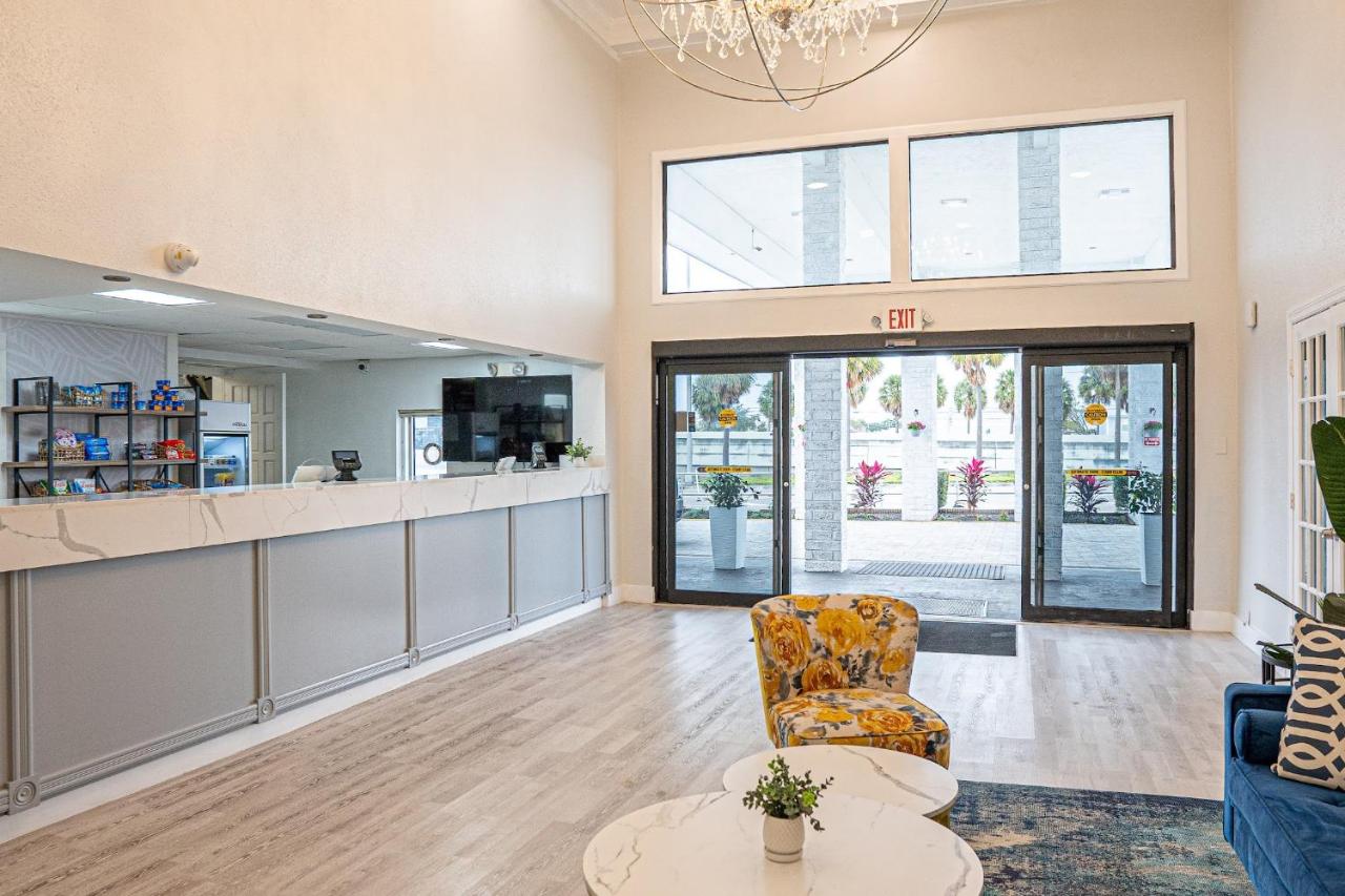  | Terrace Garden Inn