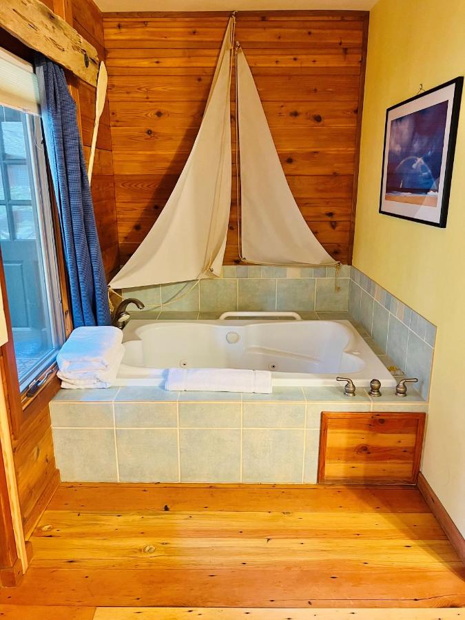 | Cottage Inn At Lake Tahoe