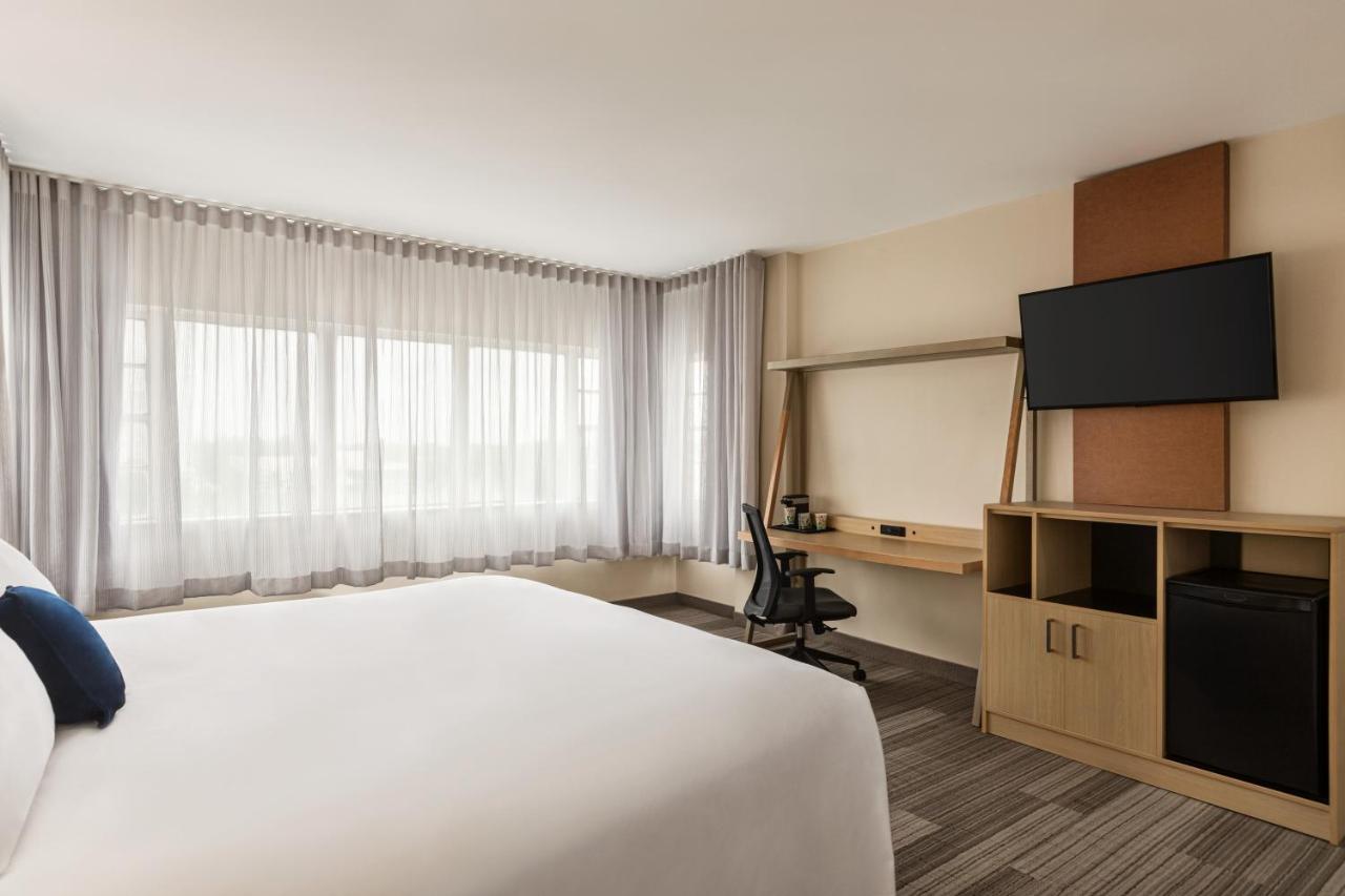 Accessible King Room at Lexington by Hotel RL Miami Beach