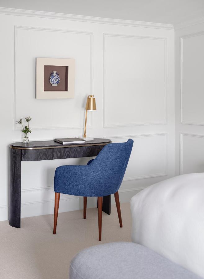 | Relais Chateaux Camden Harbour Inn
