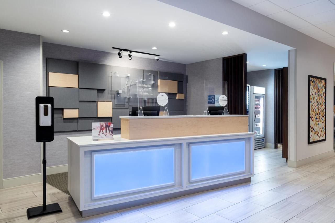 | Holiday Inn Express & Suites - Colorado Springs South I-25, an IHG Hotel