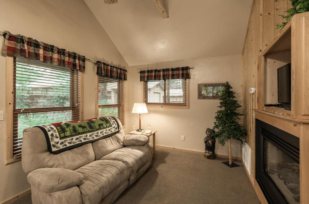 | Shadow Mountain Lodge and Cabins
