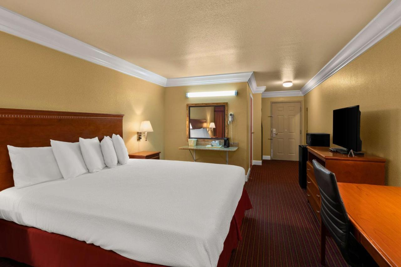 | Best Western Willits Inn