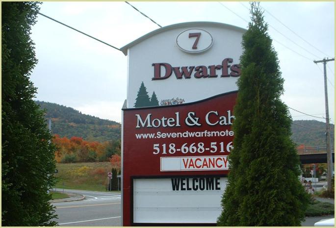 | Seven Dwarfs Motel & Cabins