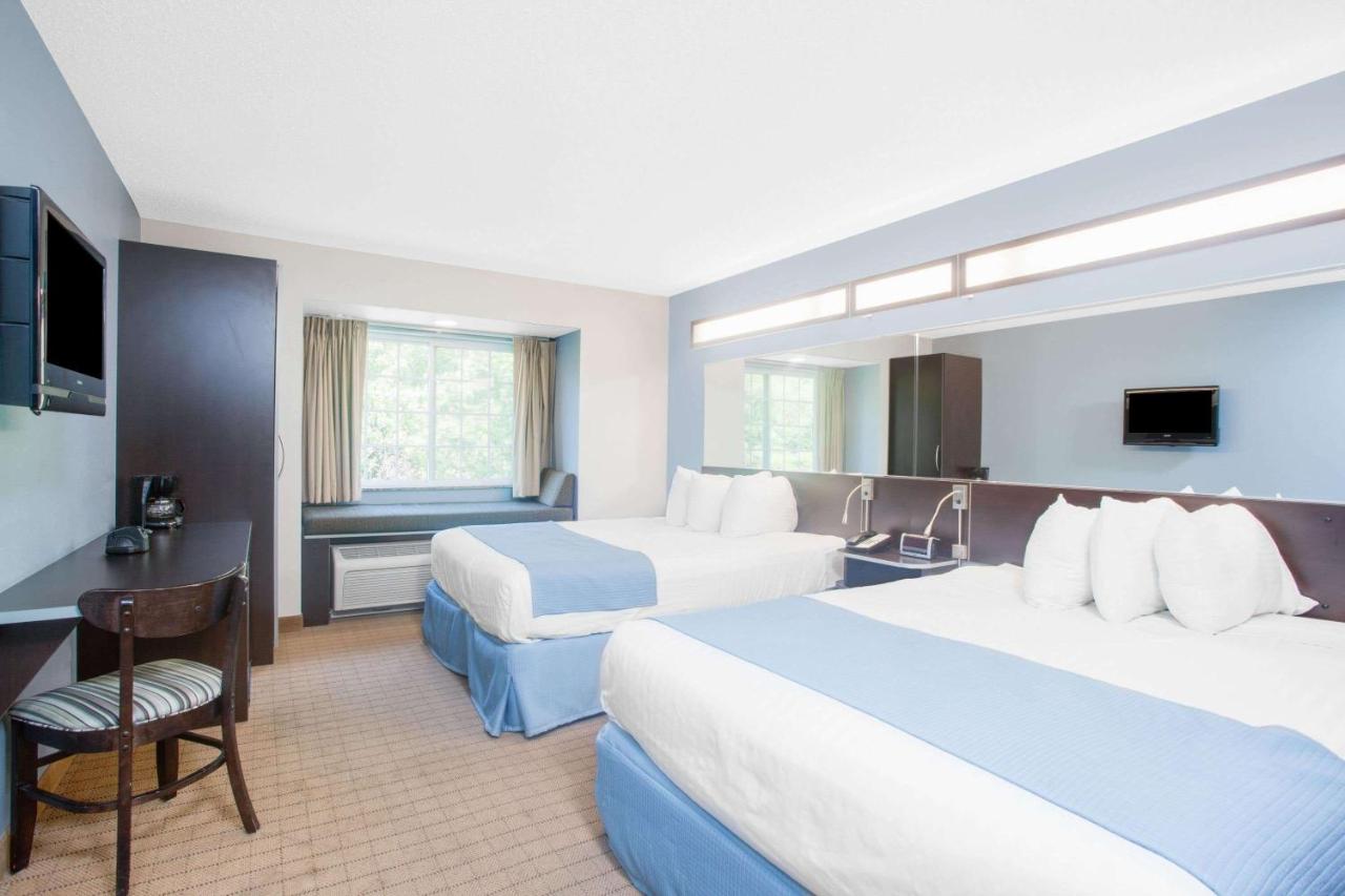 | Microtel Inn & Suites Bath