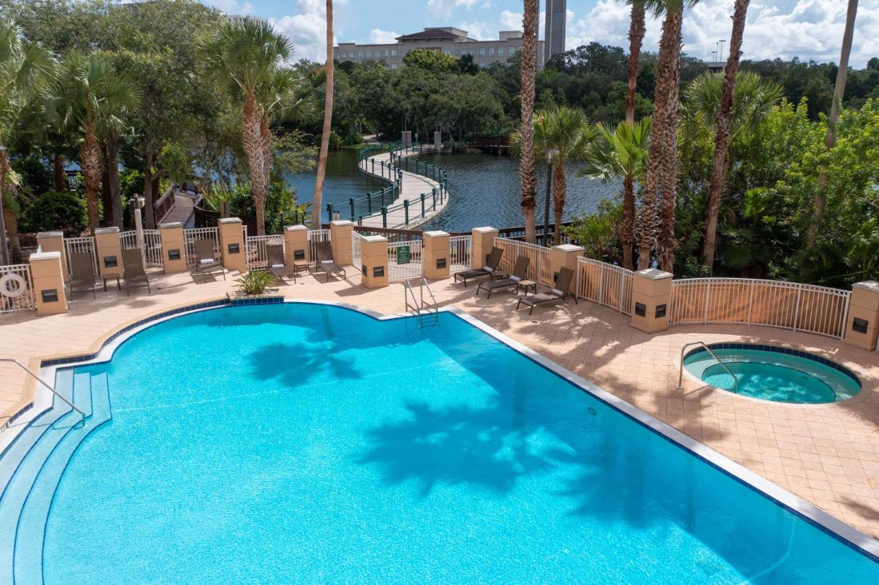 | Hilton St. Petersburg Carillon Park