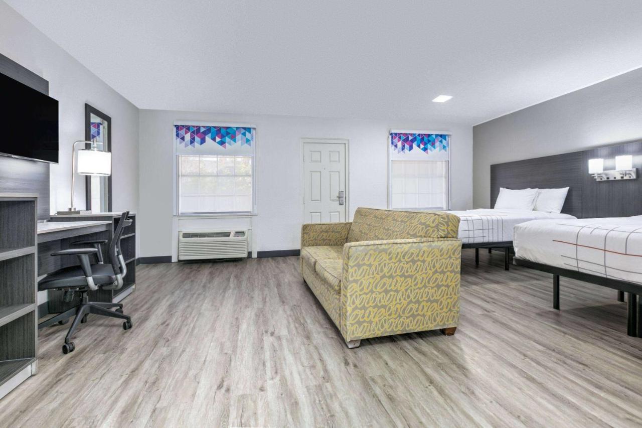 Executive Double Room with Two Double Beds at La Quinta Inn by Wyndham Dallas Uptown