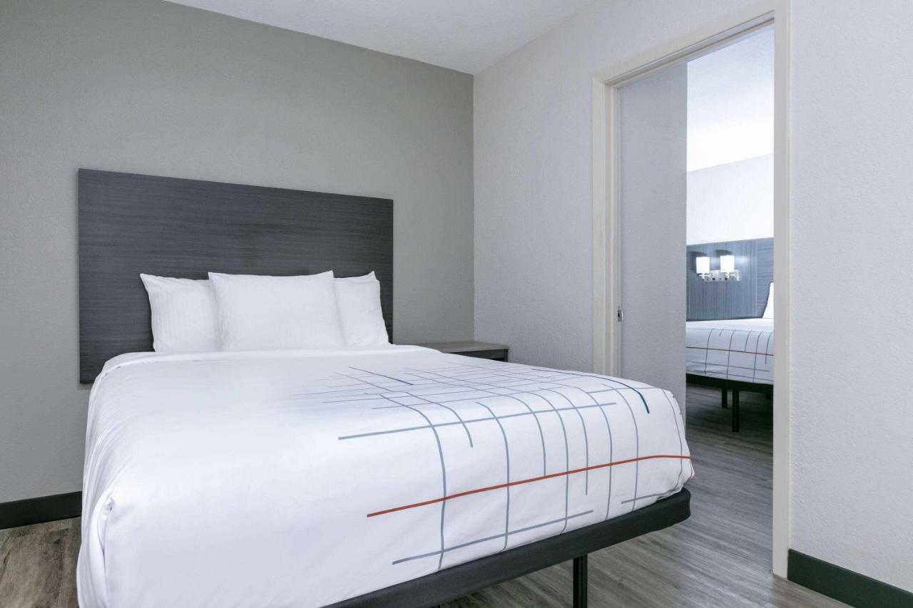 Deluxe Family Suite - Non-Smoking at La Quinta Inn by Wyndham Dallas Uptown