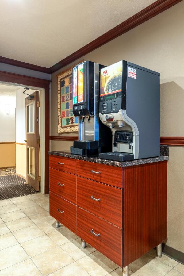 | North Country Inn & Suites Roseau