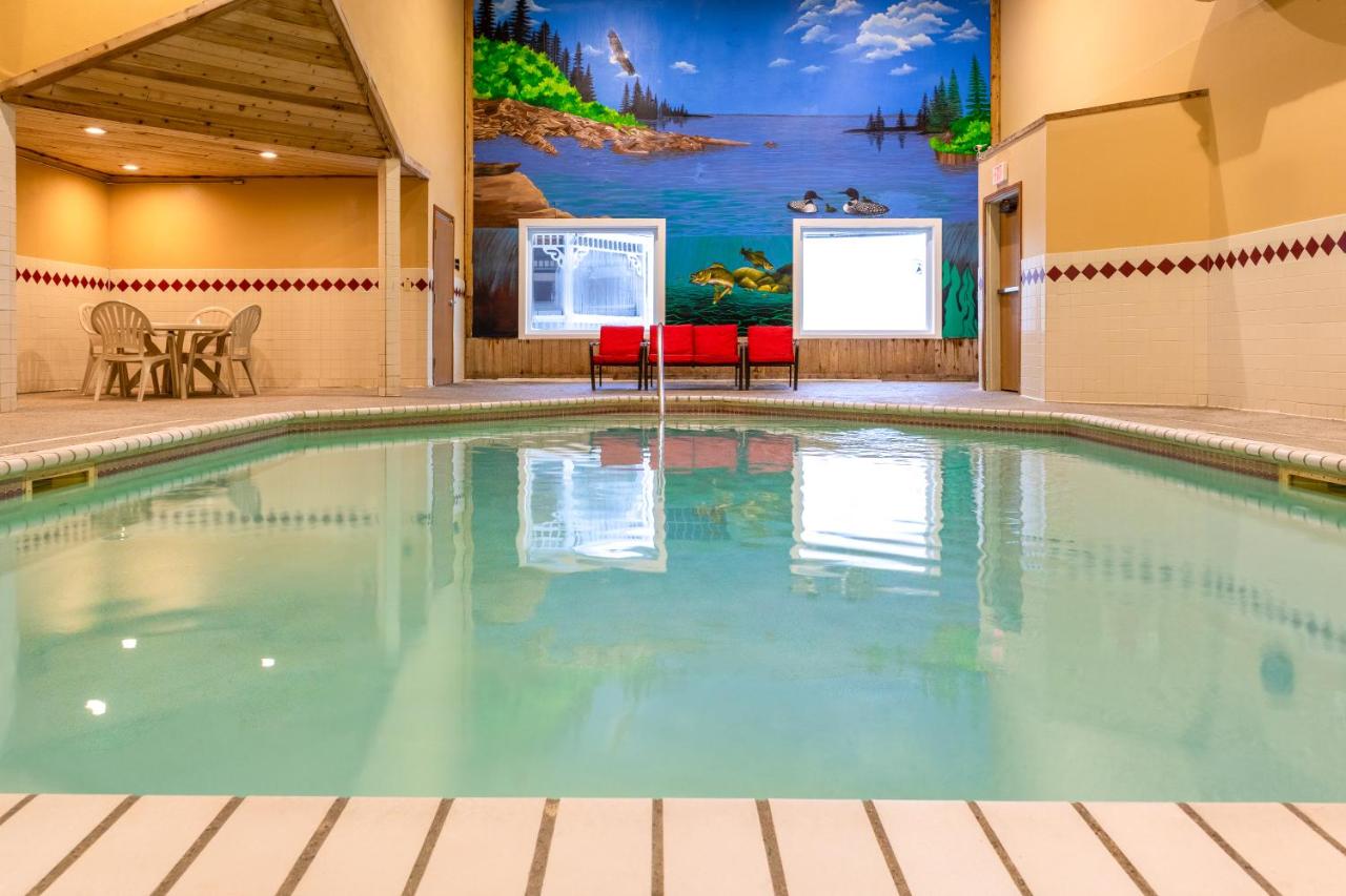 | North Country Inn & Suites Roseau