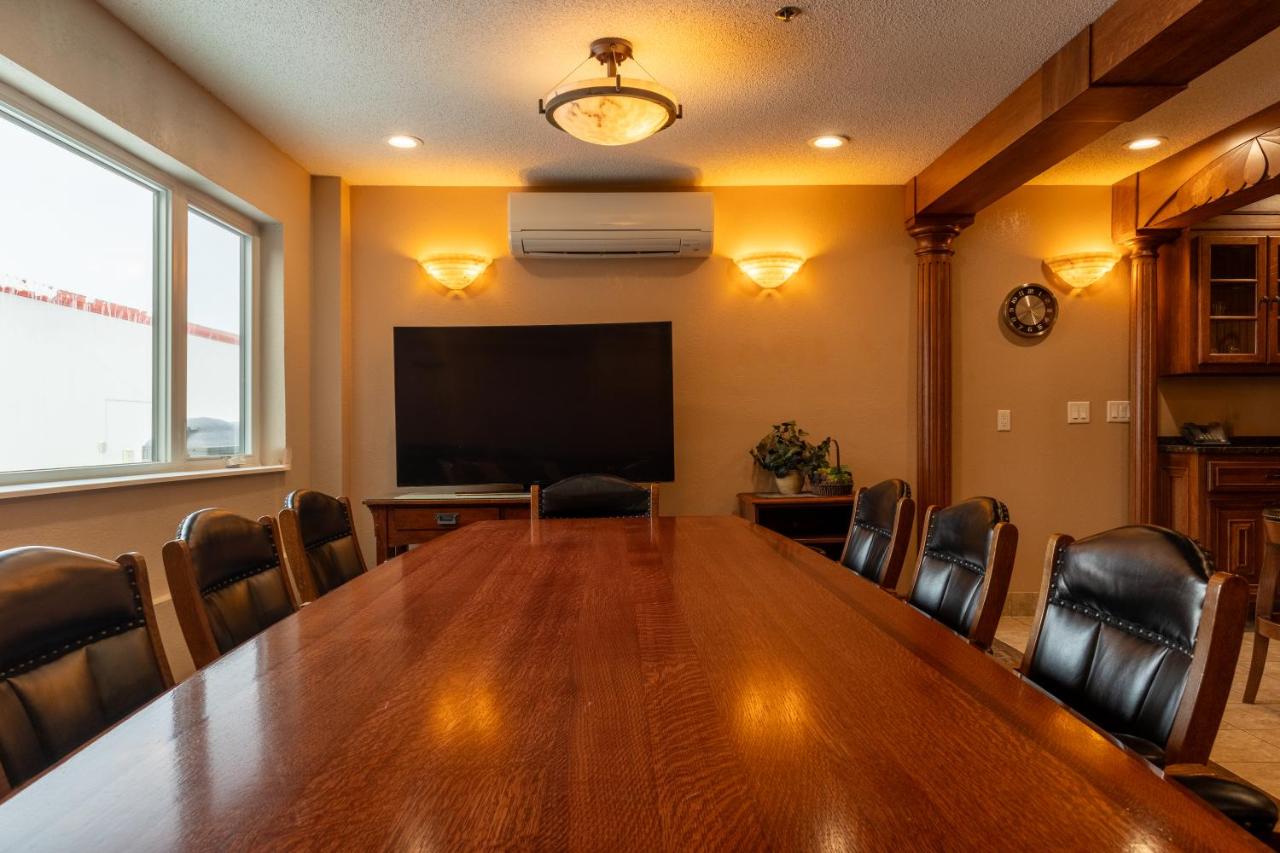 | North Country Inn & Suites Roseau