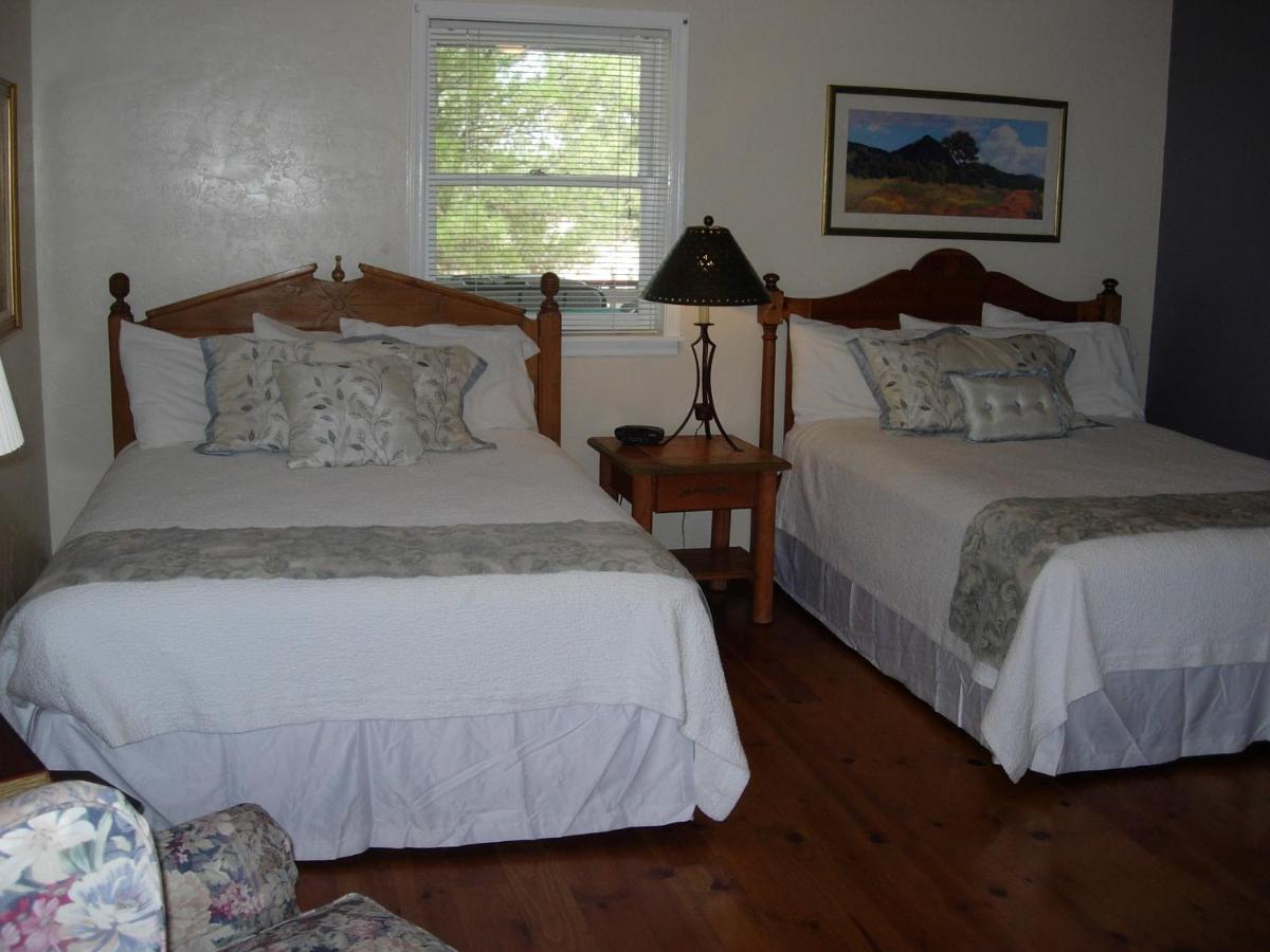 | Amado Territory B&B