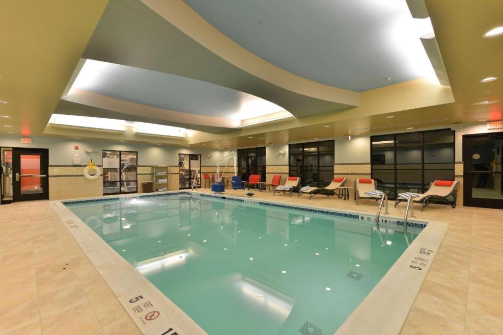  | Hampton Inn Corning/Painted Post