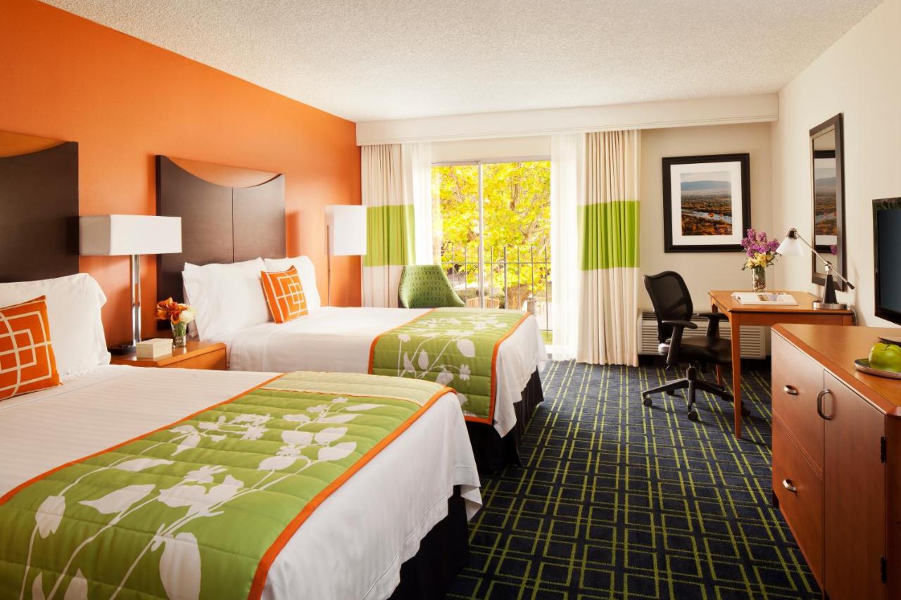 Room with Two Double Beds at The Querque Hotel