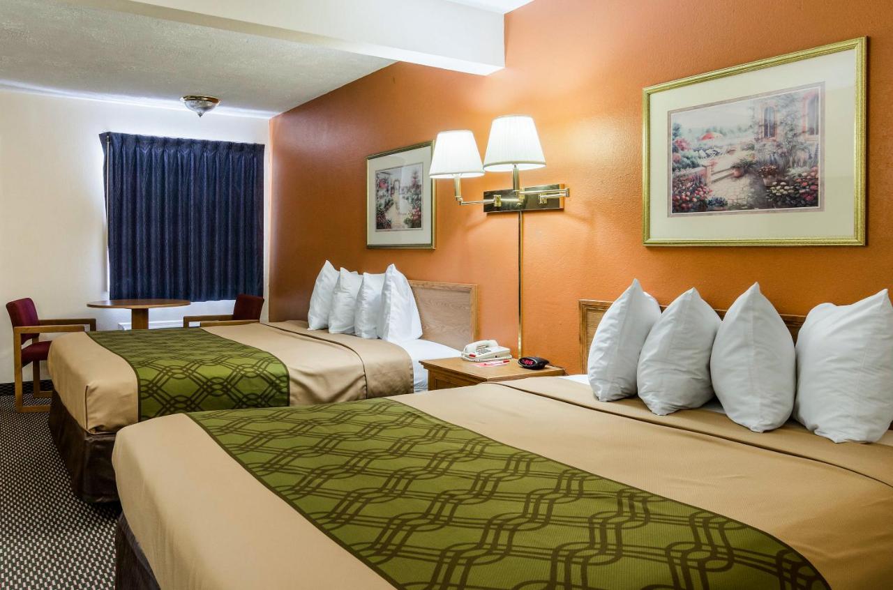 Room #48982208 at Quality Inn & Suites Sioux City Southeast