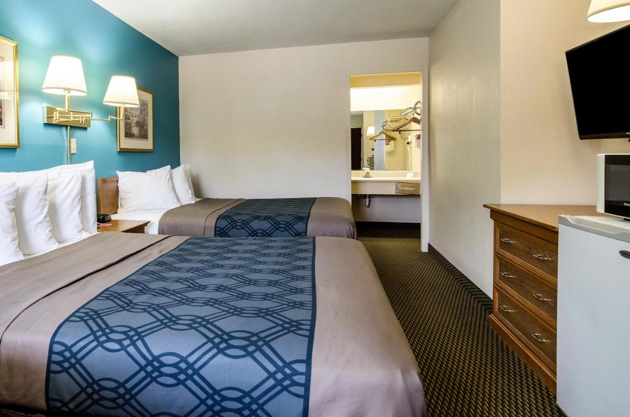Room #48982208 at Quality Inn & Suites Sioux City Southeast