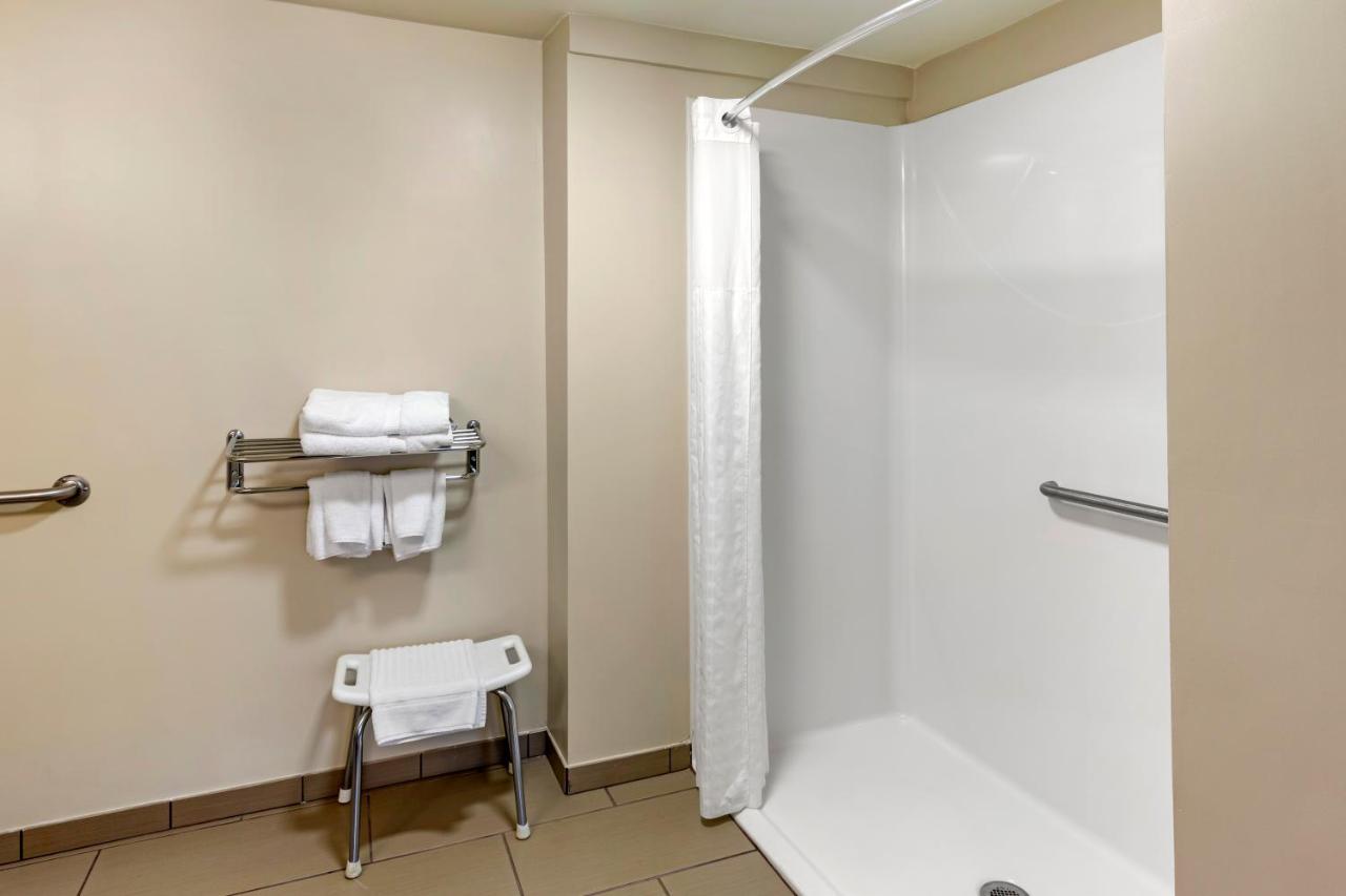 King Room - Disability Access/Non-Smoking at Comfort Inn Layton - Salt Lake City