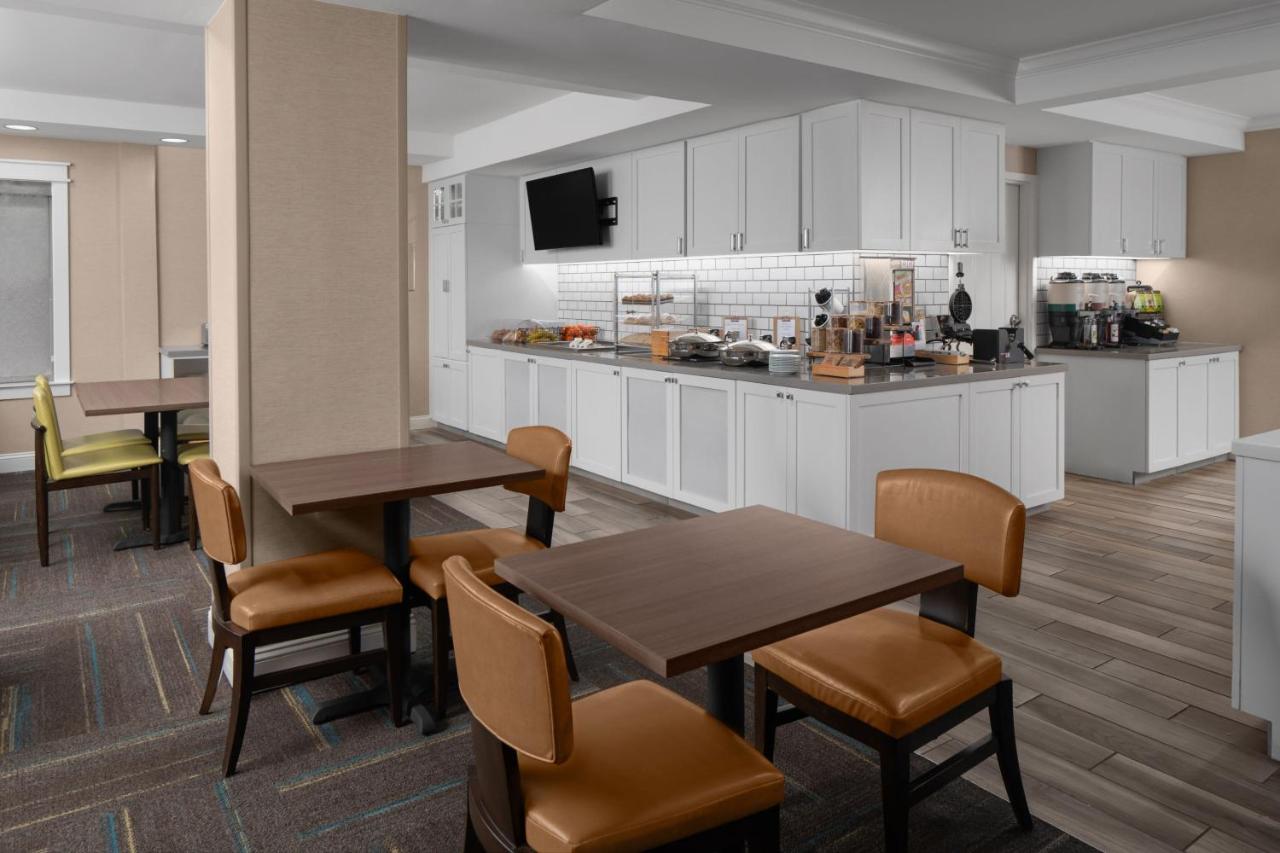 | Residence Inn Boston Dedham