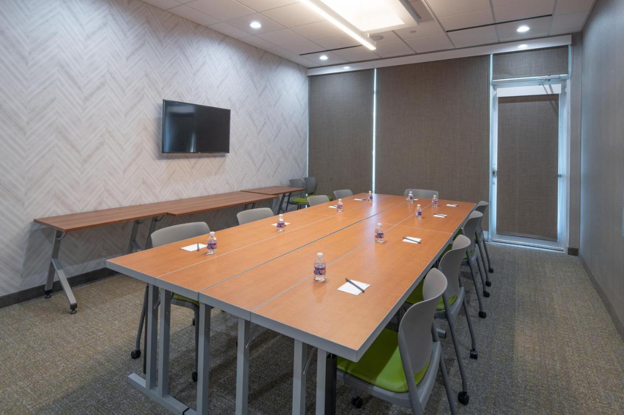 | SpringHill Suites Dallas Central Expressway