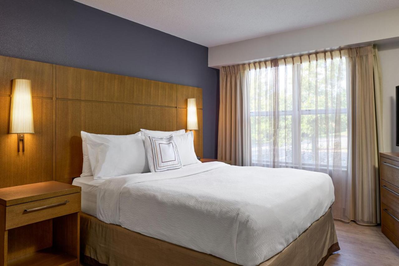 One-Bedroom King Suite with Sofa Bed at Residence Inn - Greenbelt by Marriott