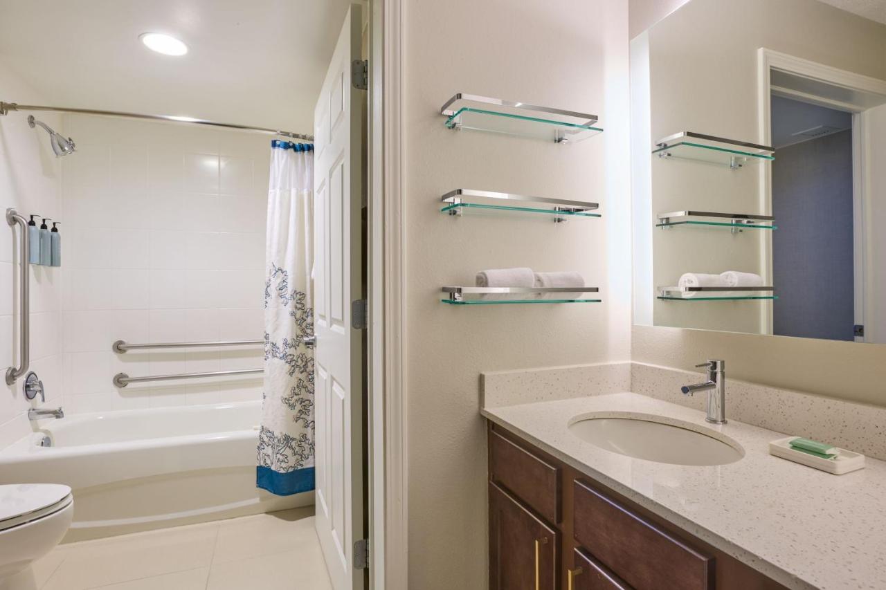 One-Bedroom King Suite with Sofa Bed at Residence Inn - Greenbelt by Marriott