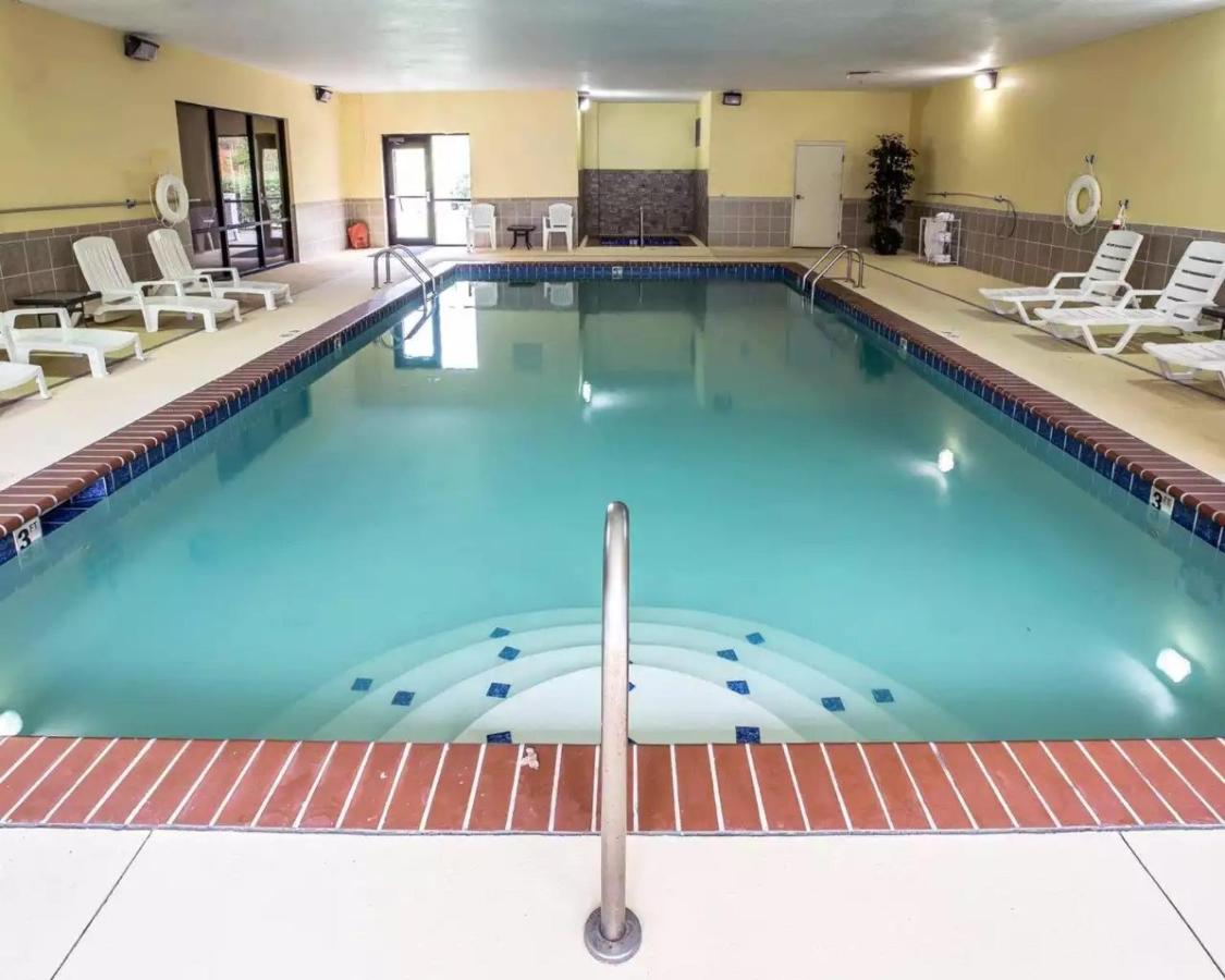 | Comfort Inn & Suites Rogersville