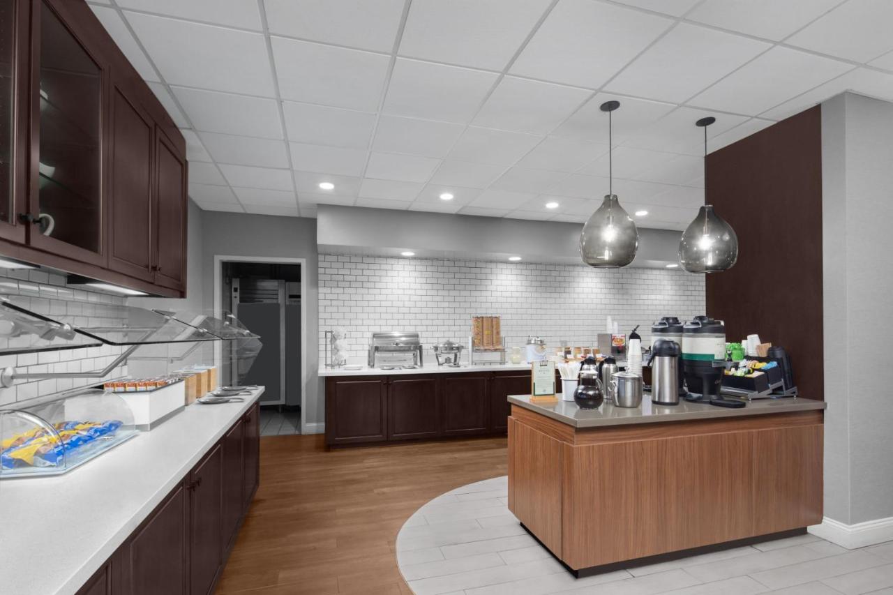 | Residence Inn by Marriott White Plains Westchester County