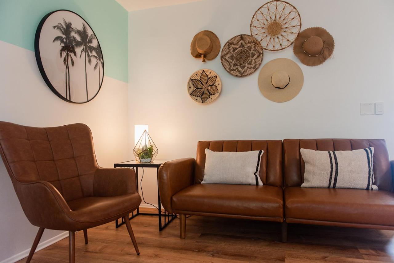 One-Bedroom Corner Suite at Seaspray Surf Lodge