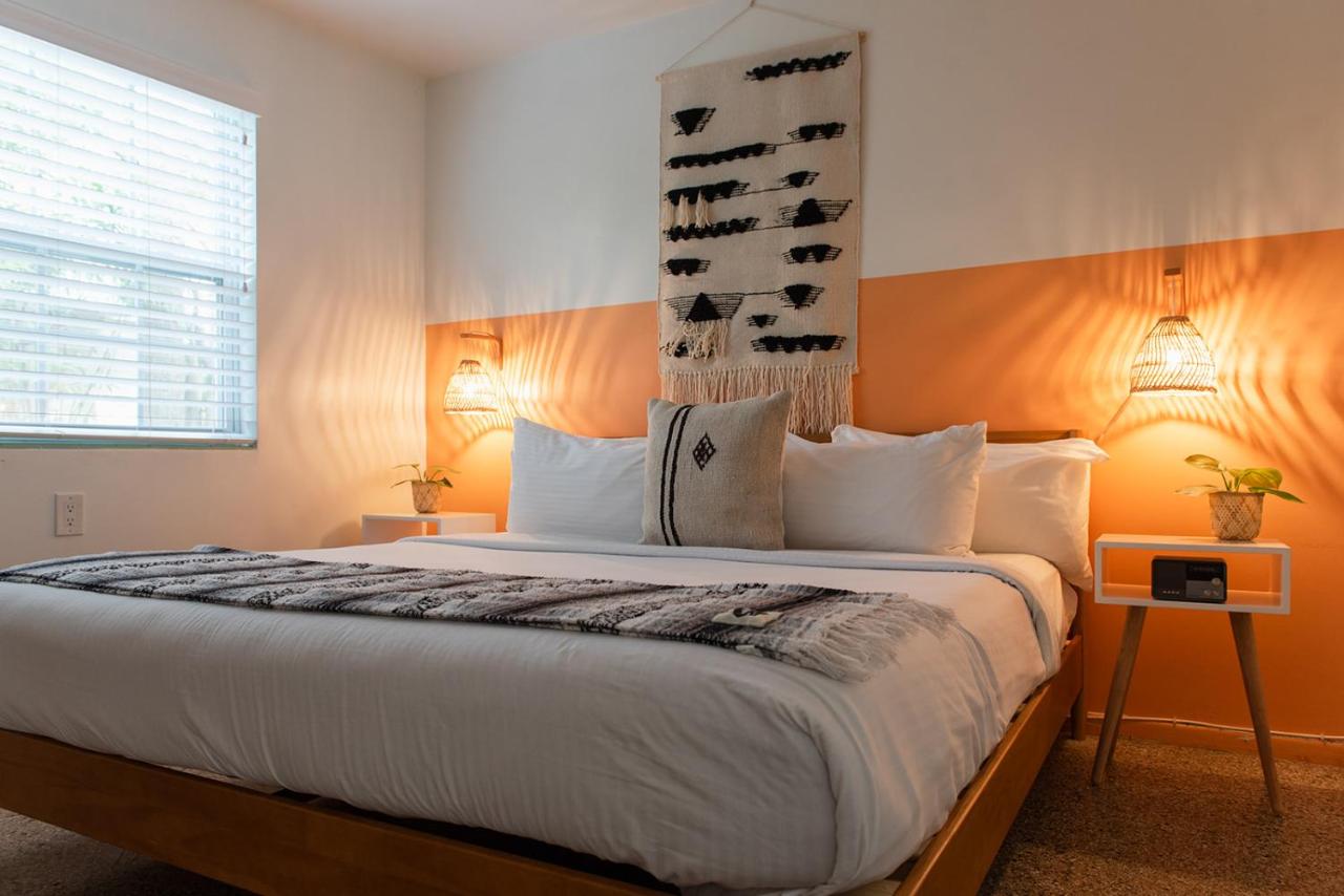 | Seaspray Surf Lodge