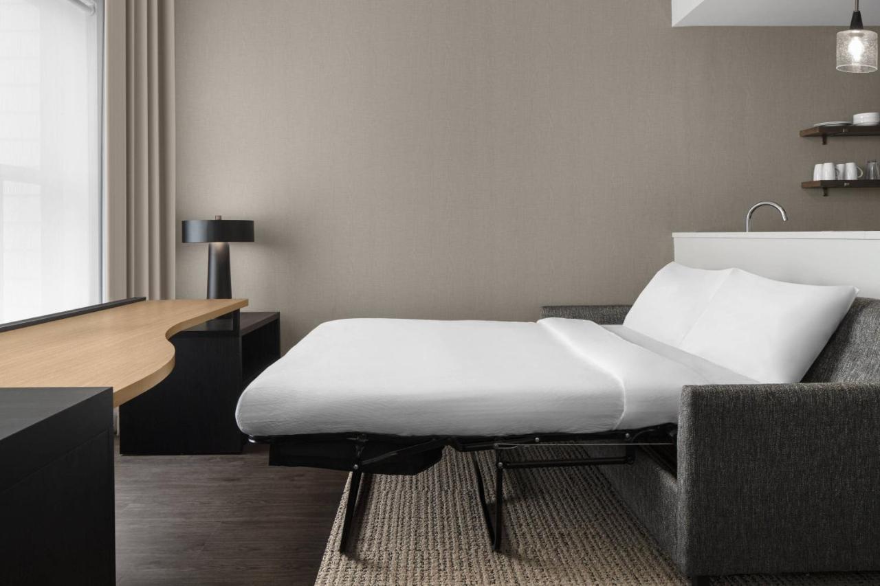 King Corner Studio Suite, with Sofa bed at Residence Inn By Marriott Jacksonville - Mayo Clinic Area