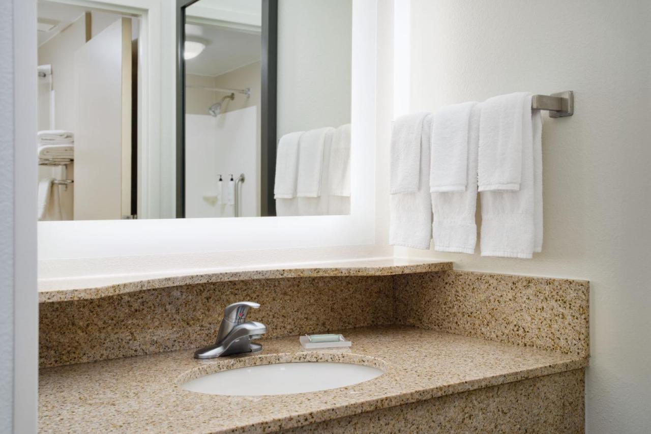 | Springhill Suites by Marriott Richmond Northwest