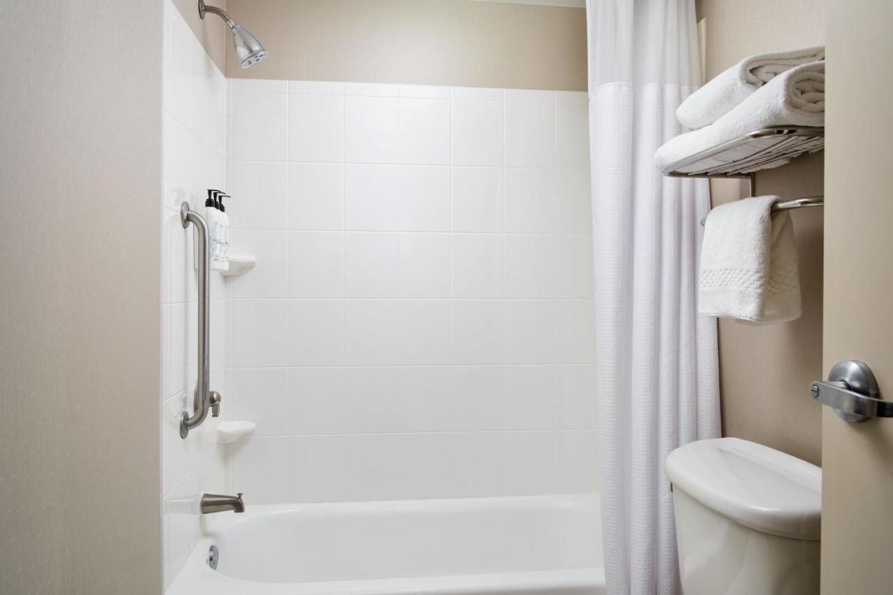 Studio Double with Sofa Bed at Springhill Suites by Marriott Richmond Northwest