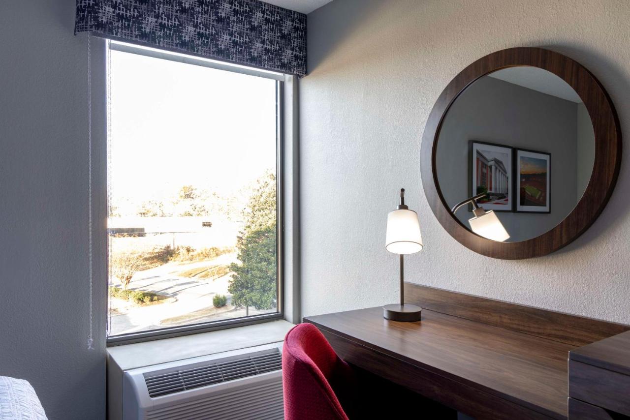Double Room with Two Double Beds at Hampton Inn Athens