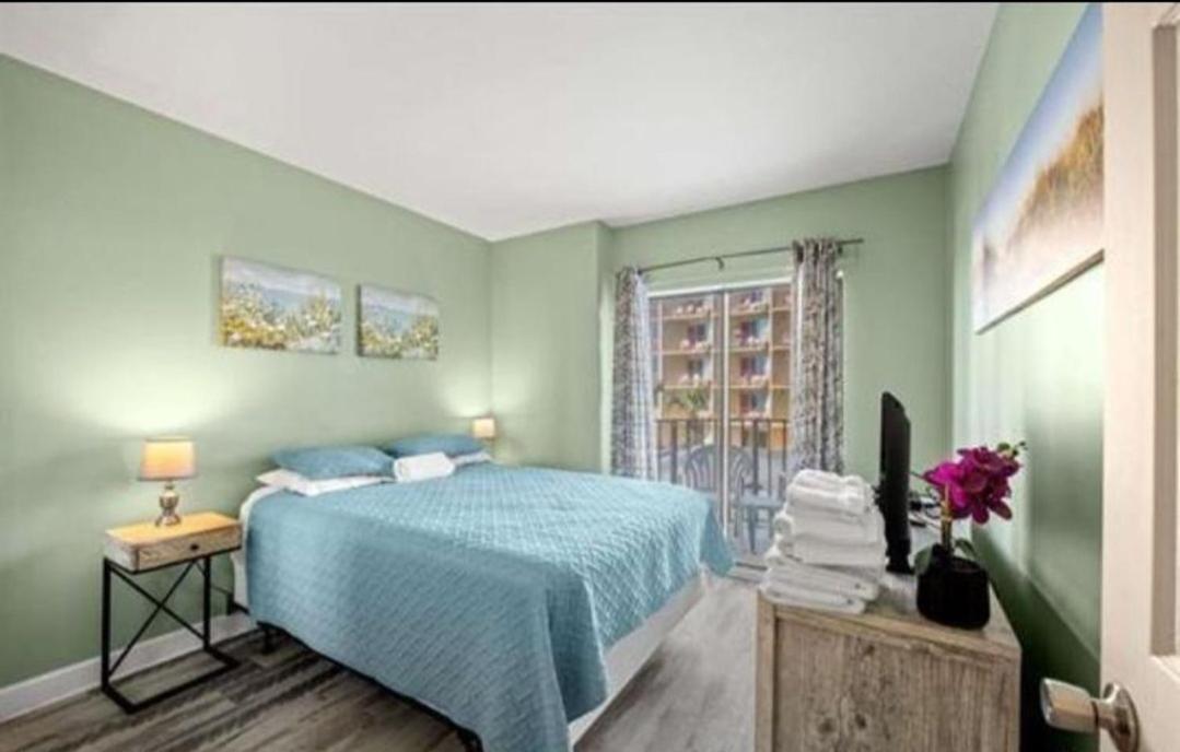 | One Bedroom Ocean View Condo