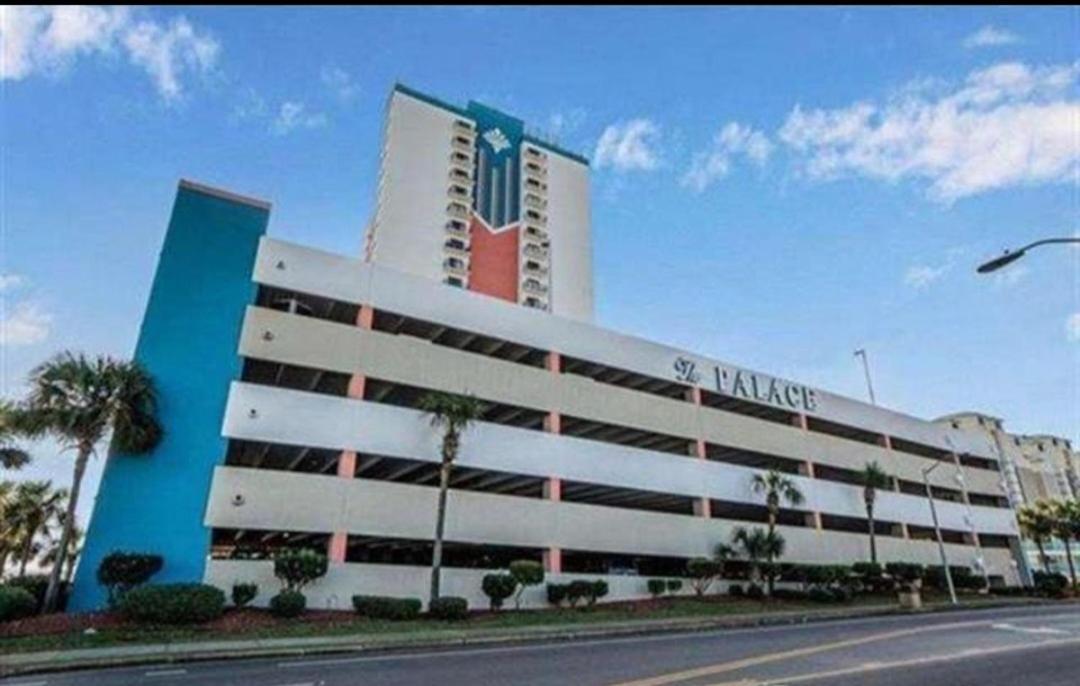 | One Bedroom Ocean View Condo