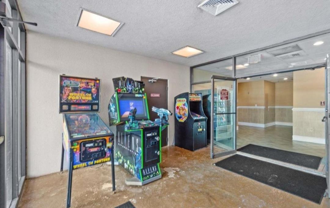 | One Bedroom Ocean View Condo