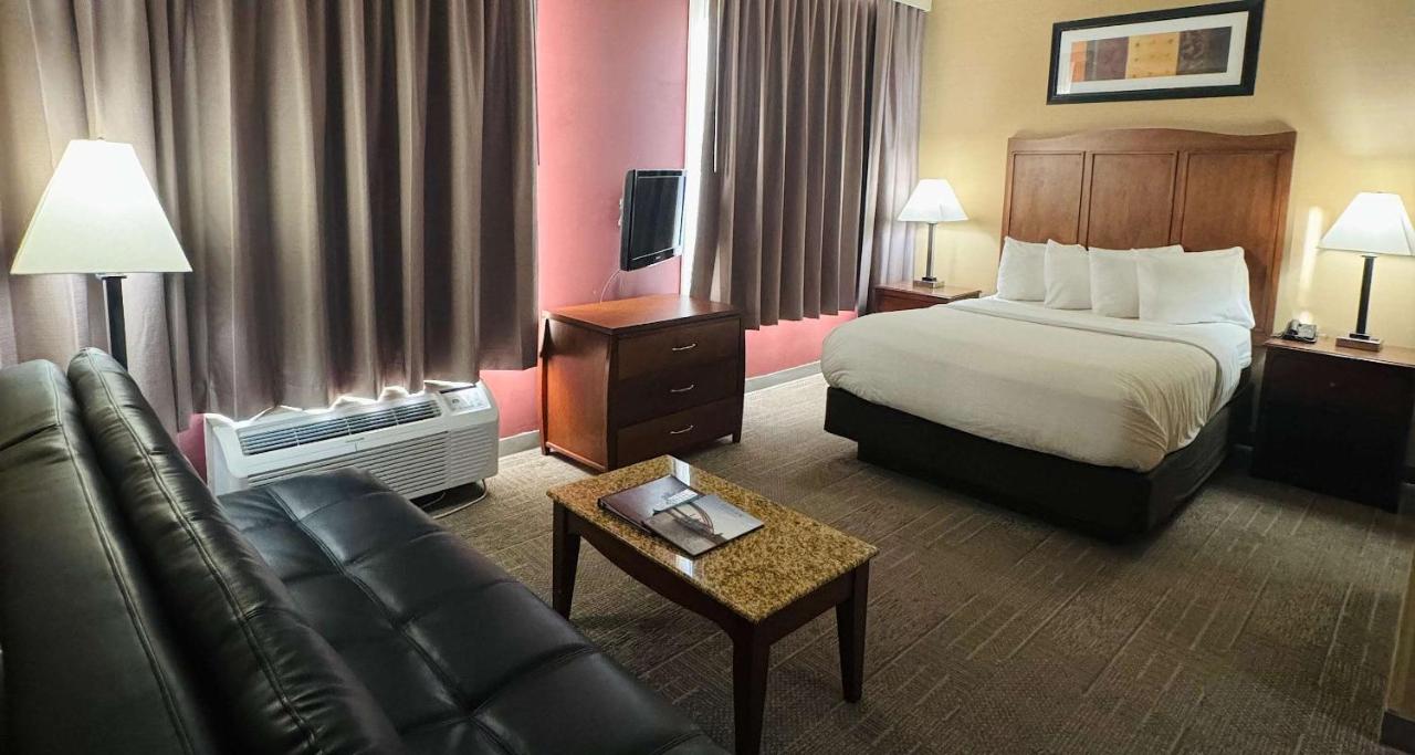 Room #33548112 at Best Western Plus Hannaford Inn & Suites