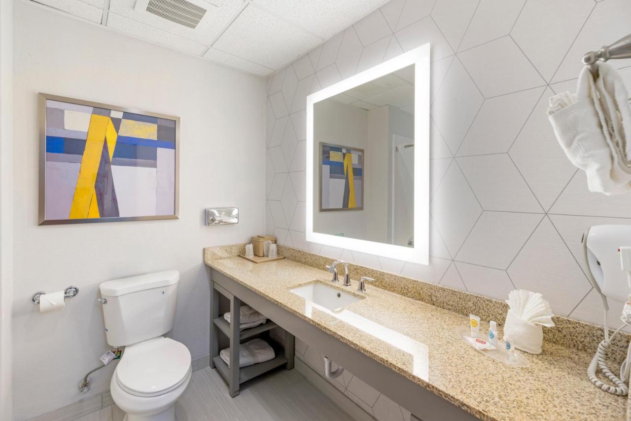 Queen Suite with Two Queen Beds - Non-Smoking at Comfort Suites Pecos